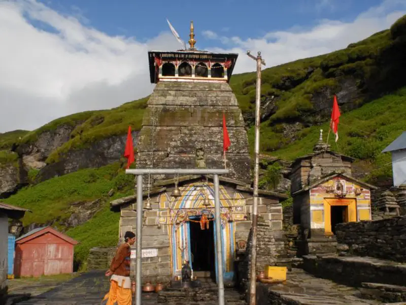 Facts About Tungnath Temple Age and Mythology of tungnath temple, uttrakhand